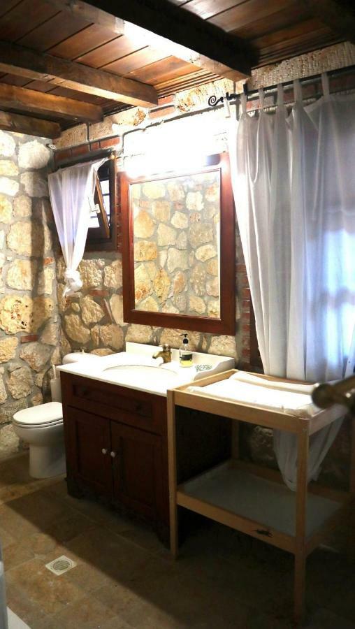 Villa Stone House Andromeda Psakoudia Exterior foto